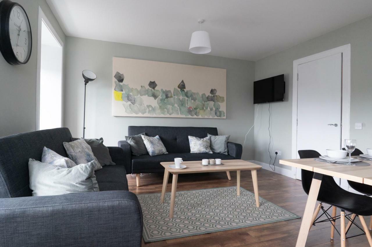 Greenstar Apartments - 2 Minute Walk Away Into City Centre - 6 Individual Flats - Next To Abertay University - 1 Bed 2 Bed & 3 Bedroom Flats - Fully Equipped - Short - Mid - Long Stays Welcome ดันดี ภายนอก รูปภาพ