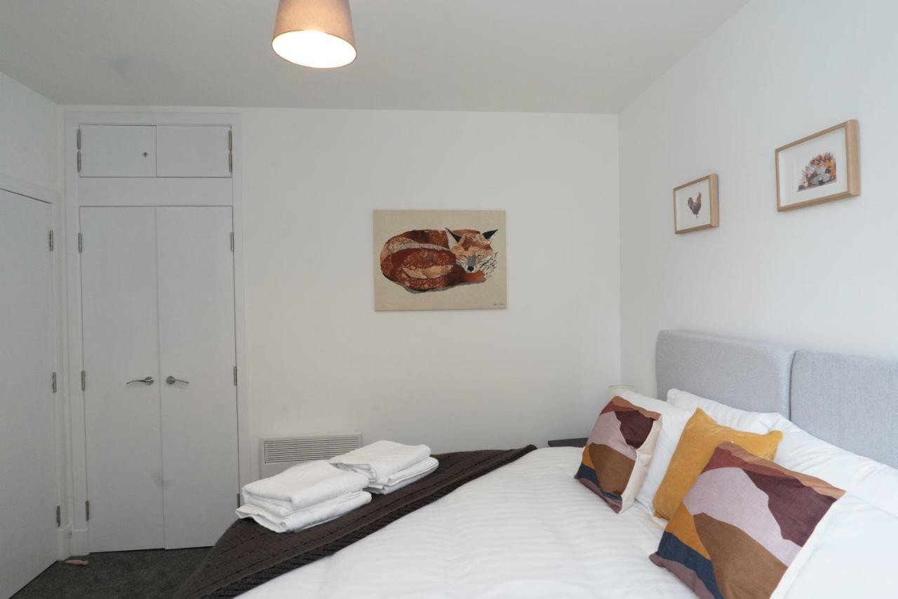 Greenstar Apartments - 2 Minute Walk Away Into City Centre - 6 Individual Flats - Next To Abertay University - 1 Bed 2 Bed & 3 Bedroom Flats - Fully Equipped - Short - Mid - Long Stays Welcome ดันดี ภายนอก รูปภาพ