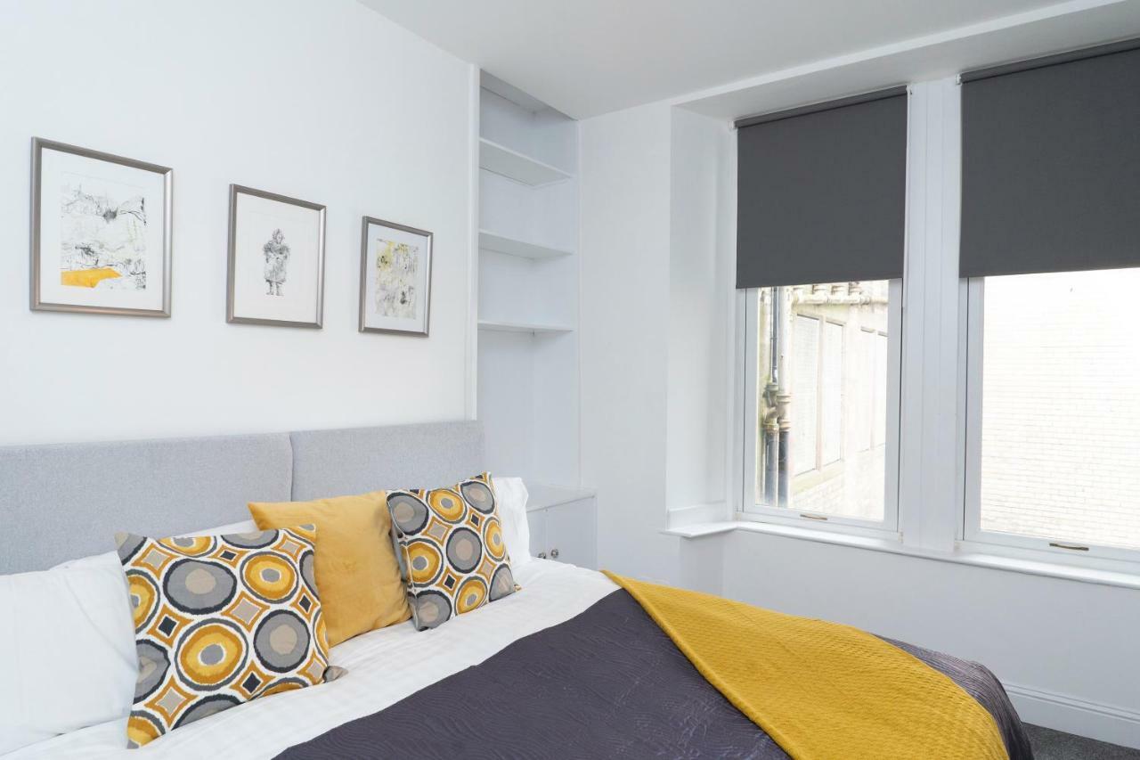 Greenstar Apartments - 2 Minute Walk Away Into City Centre - 6 Individual Flats - Next To Abertay University - 1 Bed 2 Bed & 3 Bedroom Flats - Fully Equipped - Short - Mid - Long Stays Welcome ดันดี ภายนอก รูปภาพ