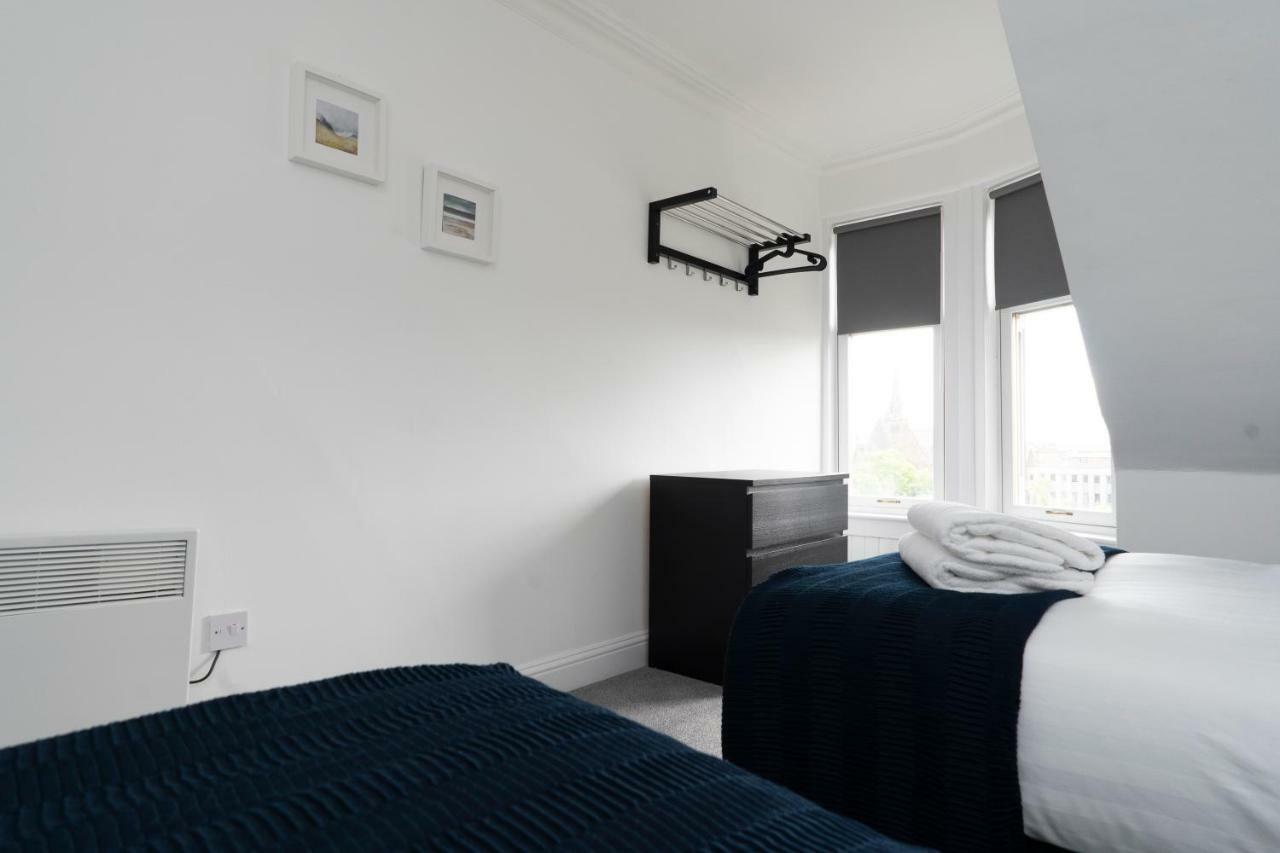 Greenstar Apartments - 2 Minute Walk Away Into City Centre - 6 Individual Flats - Next To Abertay University - 1 Bed 2 Bed & 3 Bedroom Flats - Fully Equipped - Short - Mid - Long Stays Welcome ดันดี ภายนอก รูปภาพ